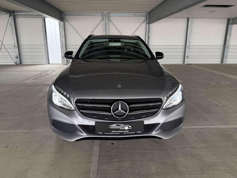 Gebraucht Mercedes C180 156 PS (114 kW) 2015 Silber Kombi
