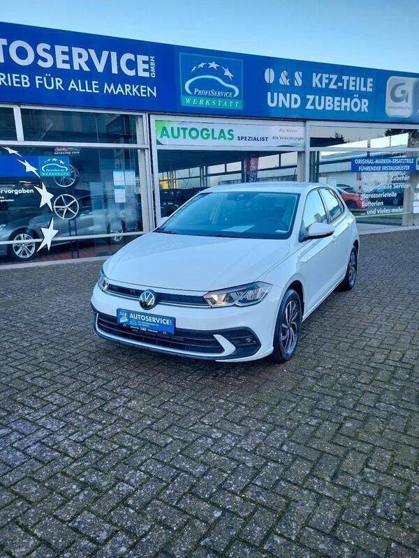 Weiß Gebraucht 2023 VW Polo Life Limousine | 18.500 € (Fairer Preis) - Bild 1/4