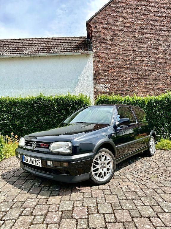 Schwarz Gebraucht 1995 VW Golf III Conceptline Limousine | 6.500 € - Bild 1/4