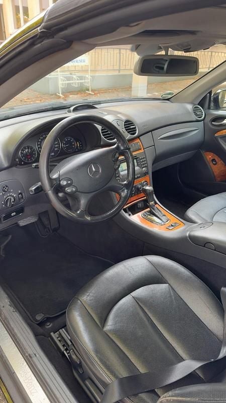 Gebraucht Mercedes CLK200 163 PS (119 kW) 2005 Schwarz Cabrio