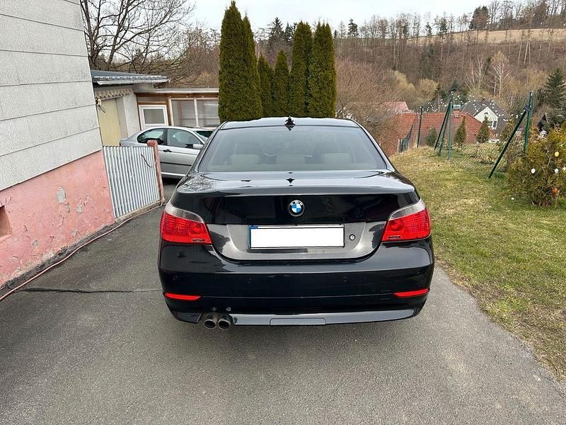 Gebraucht BMW 545 Performance 333 PS (244 kW) 2004 Schwarz Limousine