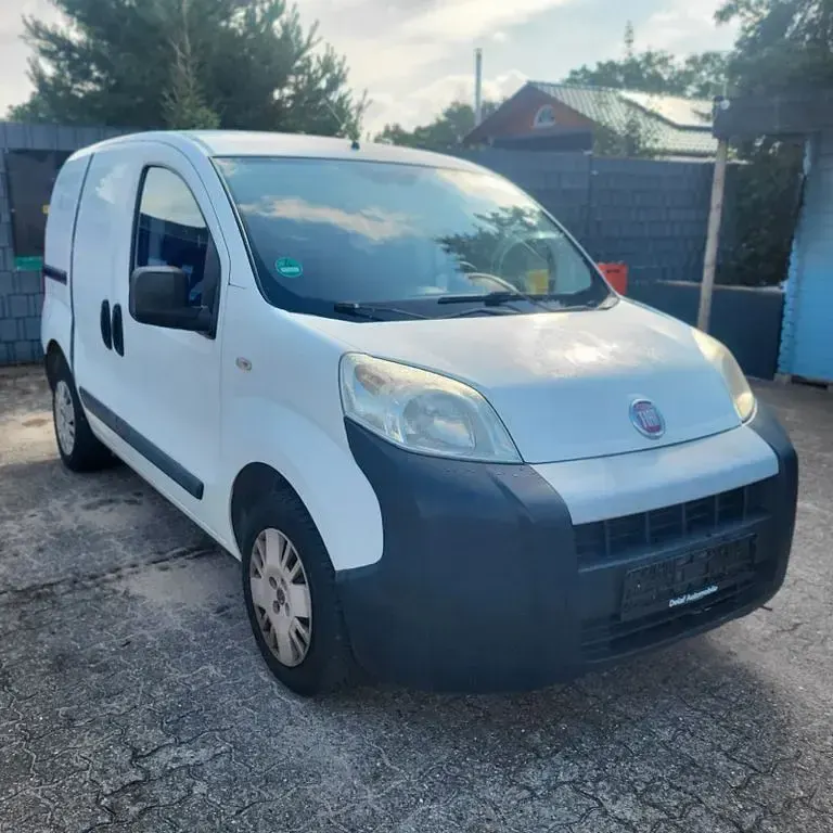 Gebraucht Fiat Fiorino Basis 73 PS (53 kW) 2008 Weiß Van / Kleinbus