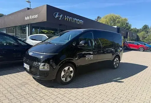 Gebraucht Hyundai Staria Trend 225 PS (165 kW) 2025 Schwarz Van / Kleinbus