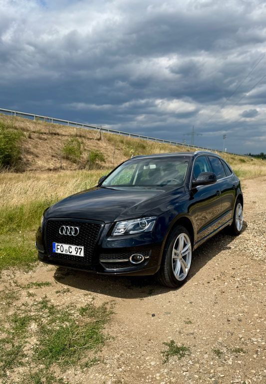 Schwarz Gebraucht 2010 Audi Q5 Sport SUV | 11.250 € (Guter Preis) - Bild 1/4
