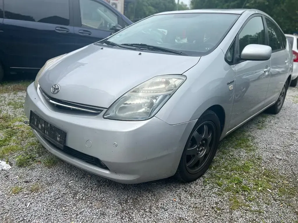Gebraucht Toyota Prius Sol 77 PS (56 kW) 2007 Silber Kleinwagen