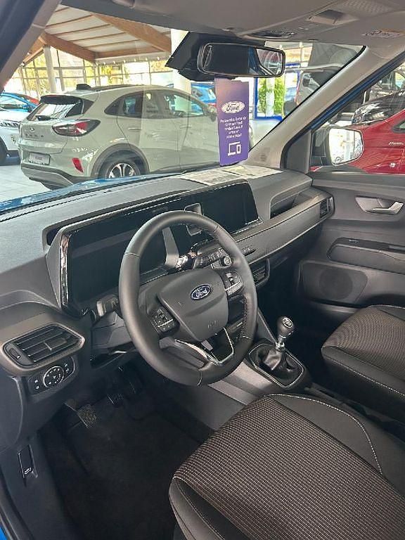 Gebraucht Ford Tourneo Courier Trend 125 PS (91 kW) 2024 Blau Van / Kleinbus