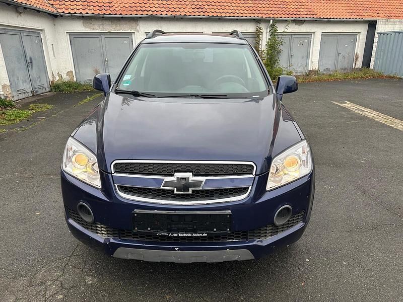 Blau Gebraucht 2007 Chevrolet Captiva SUV | 4.000 € (Fairer Preis) - Bild 1/4