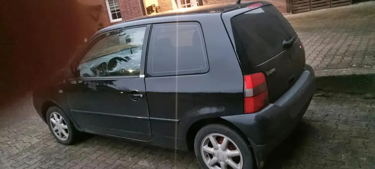 Gebraucht VW Lupo 75 PS (55 kW) 2004 Schwarz Kleinwagen