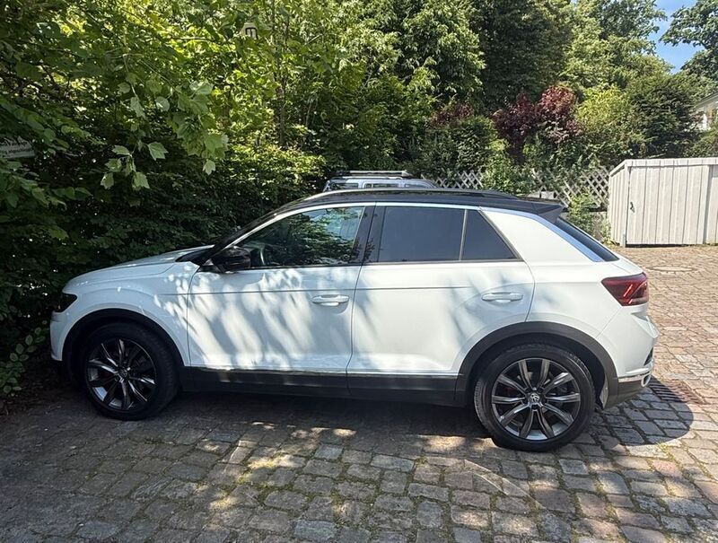 Weiß Gebraucht 2018 VW T-Roc Sport SUV | 21.800 € (Guter Preis) - Bild 1/4