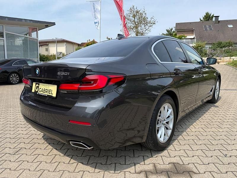 Gebraucht BMW 530 252 PS (185 kW) 2020 Grau Limousine