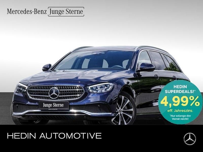 Blau Gebraucht 2022 Mercedes E300 Avantgarde Kombi | 31.800 € (Fairer Preis) - Bild 1/4