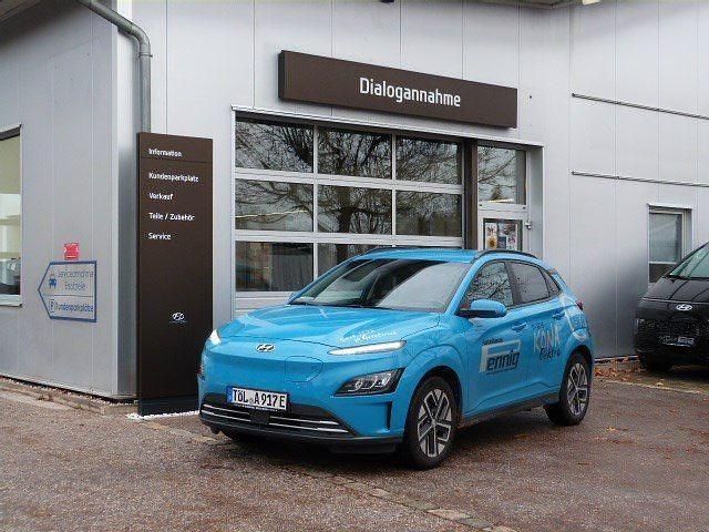 Blau Gebraucht 2023 Hyundai Kona Trend SUV | 19.900 € (Superpreis) - Bild 1/4