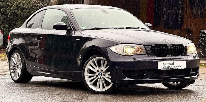 Gebraucht BMW 120 Coupé Advantage 177 PS (130 kW) 2009 Blau Coupé