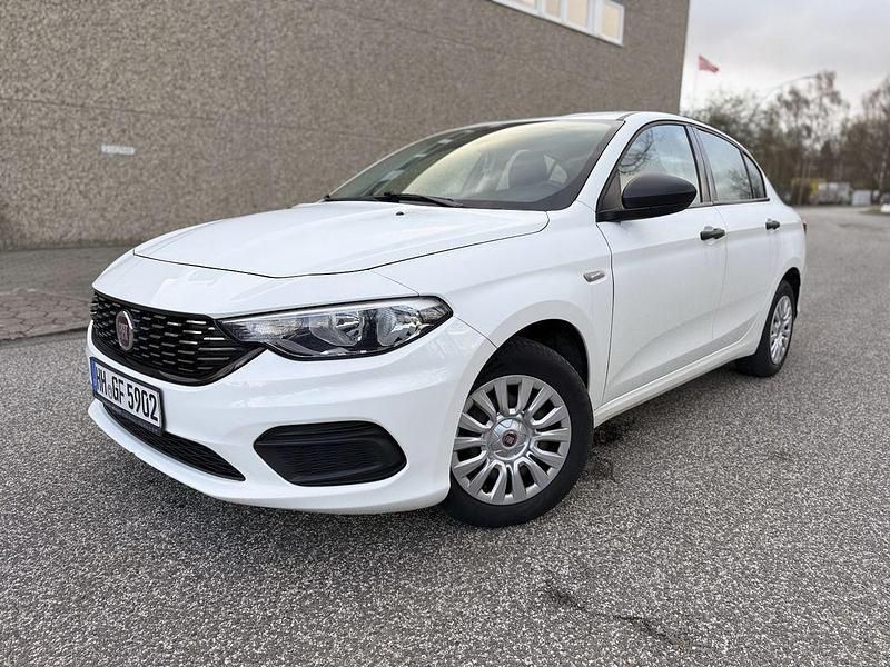 Gebraucht Fiat Tipo Pop 95 PS (69 kW) 2017 Weiß Limousine
