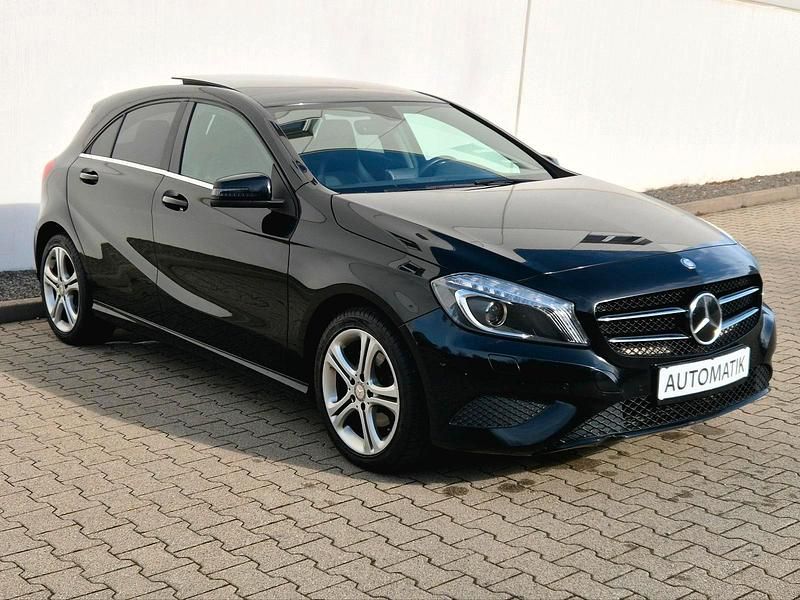 Gebraucht Mercedes A220 184 PS (135 kW) 2015 Schwarz Limousine