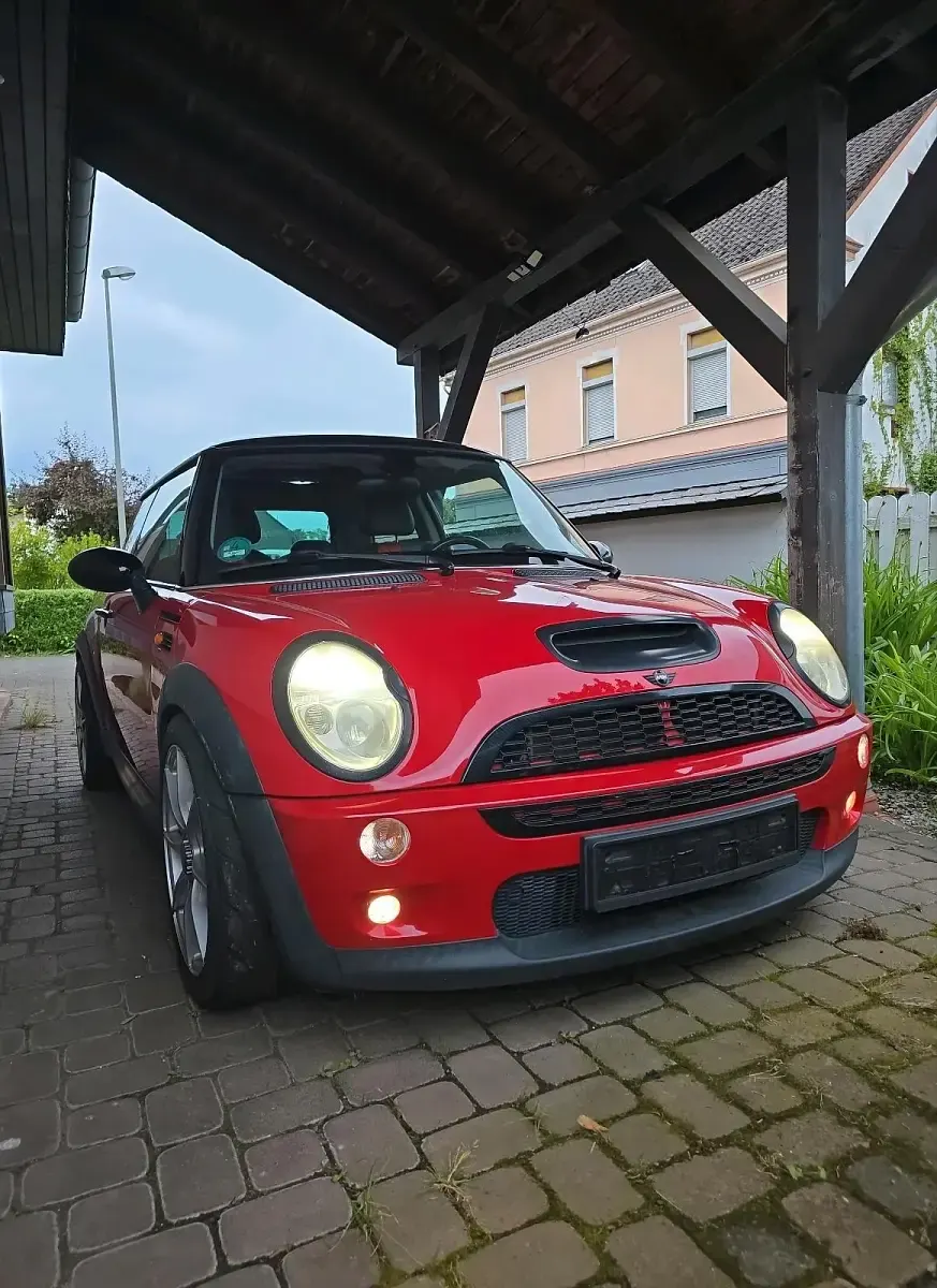 Käytetty Mini Cooper S 193 HP (141 kW) 2003 Punainen Viistoperä
