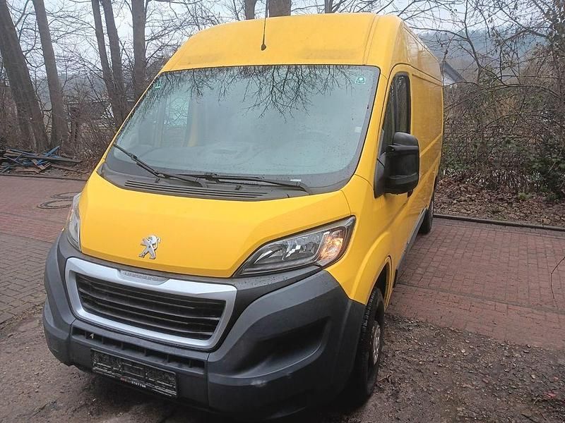 Gebraucht Peugeot Boxer 131 PS (96 kW) 2015 Gelb Van