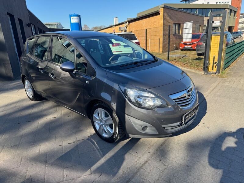 Grau Gebraucht 2011 Opel Meriva Innovation Van / Kleinbus | 3.590 € (Guter Preis) - Bild 1/4