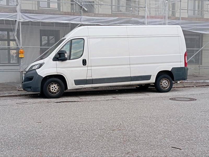Gebraucht Peugeot Boxer 140 PS (102 kW) 2015 Van