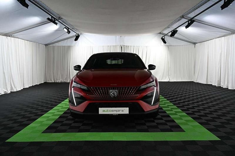 Gebraucht Peugeot 408 GT 224 PS (164 kW) 2023 Rot Limousine