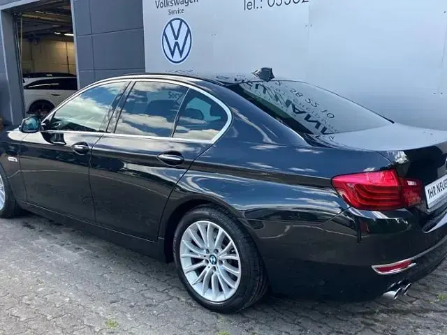 Gebraucht BMW 525 Comfort Edition 218 PS (160 kW) 2014 Schwarz Limousine