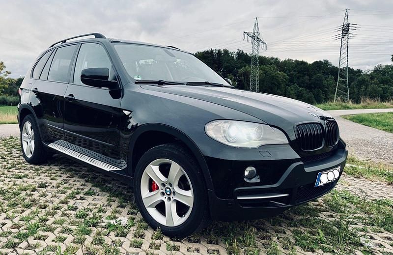 Schwarz Gebraucht 2007 BMW X5 SUV | 10.900 € - Bild 1/4