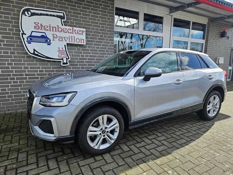 Gebraucht Audi Q2 Advanced 150 PS (110 kW) 2021 Silber SUV