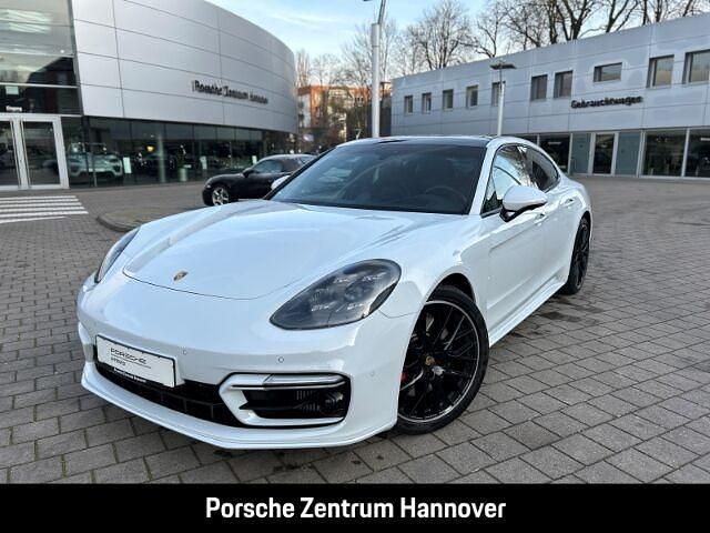 Carraraweißmetallic Gebraucht 2022 Porsche Panamera GTS Limousine | 116.750 € (Teuer) - Bild 1/2