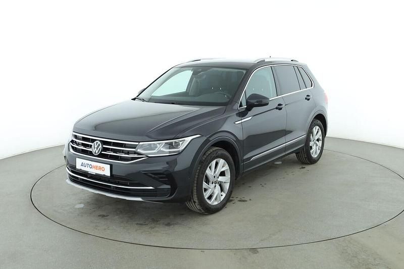 Gebraucht VW Tiguan Elegance 2023 Grau SUV