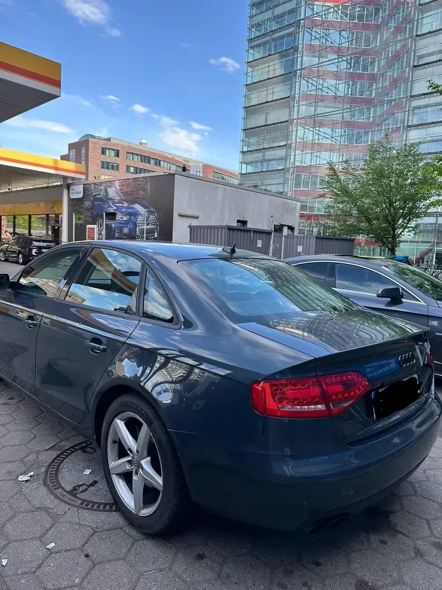 Gebraucht Audi A4 180 PS (132 kW) 2010 Limousine