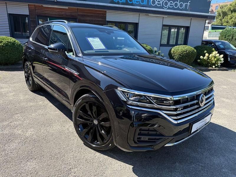 Schwarz Gebraucht 2019 VW Touareg R-line SUV | 44.490 € (Fairer Preis) - Bild 1/4