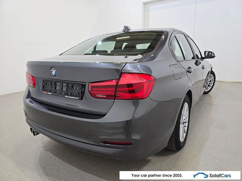 Gebraucht BMW 320 163 PS (119 kW) 2018 Grau Limousine