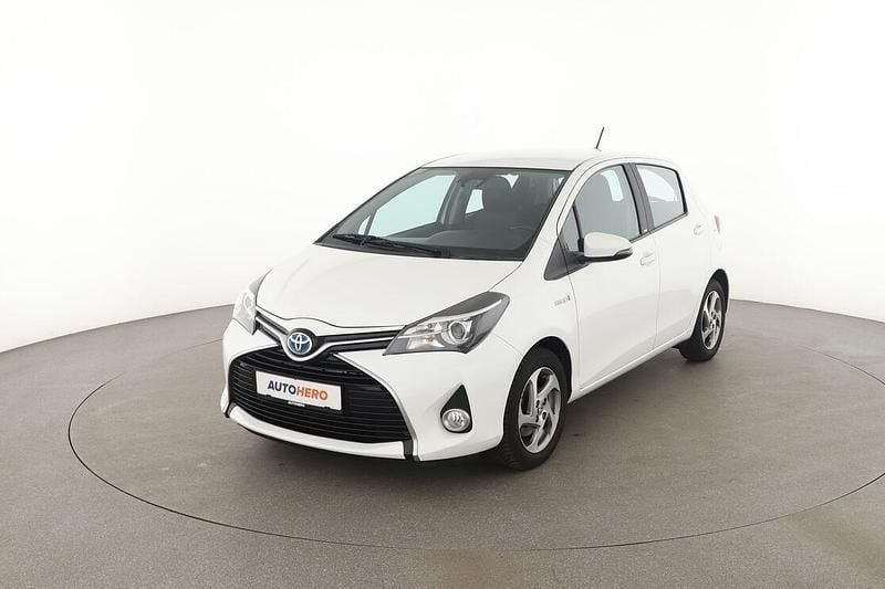Weiß Gebraucht 2016 Toyota Yaris Edition-S Kleinwagen | 11.890 € (Fairer Preis) - Bild 1/3