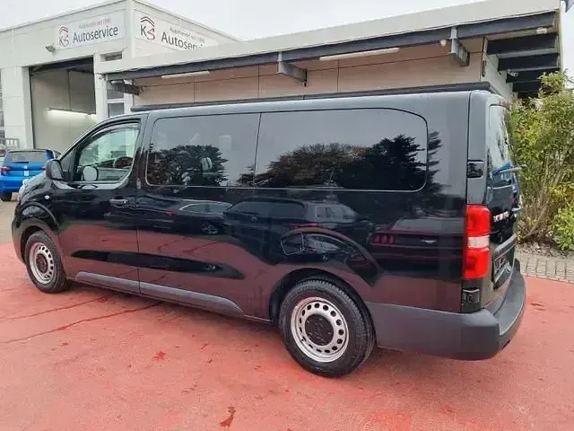 Gebraucht Opel Vivaro 144 PS (105 kW) 2021 Schwarz Van / Kleinbus