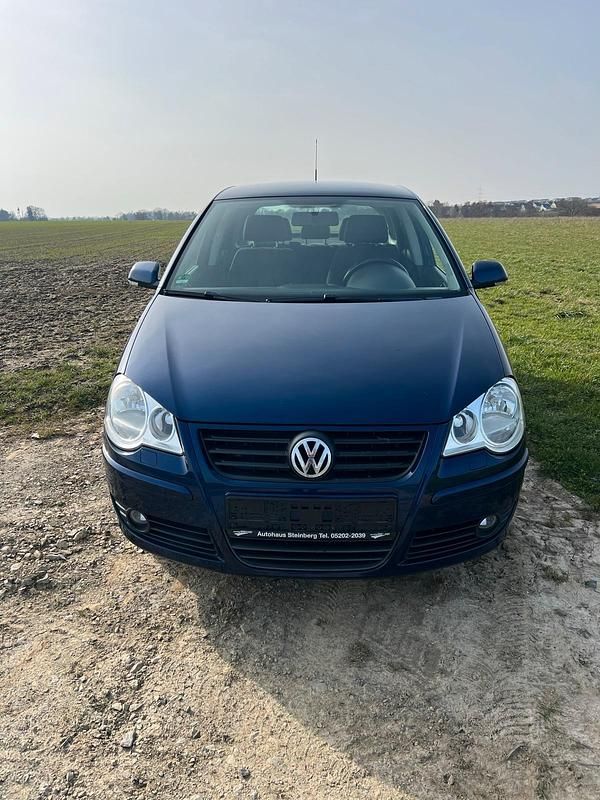 Gebraucht VW Polo 69 PS (50 kW) 2009 Blau Kleinwagen