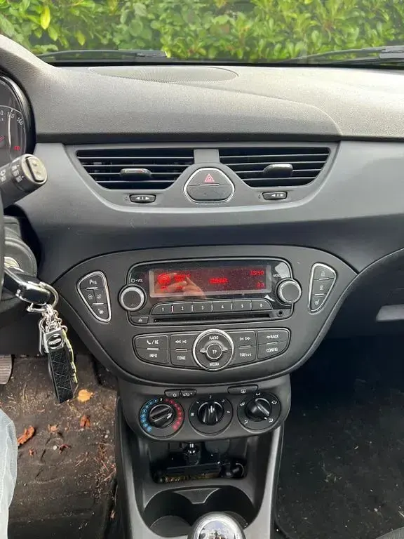 Gebraucht Opel Corsa Selection 69 PS (50 kW) 2015 Grau Kleinwagen