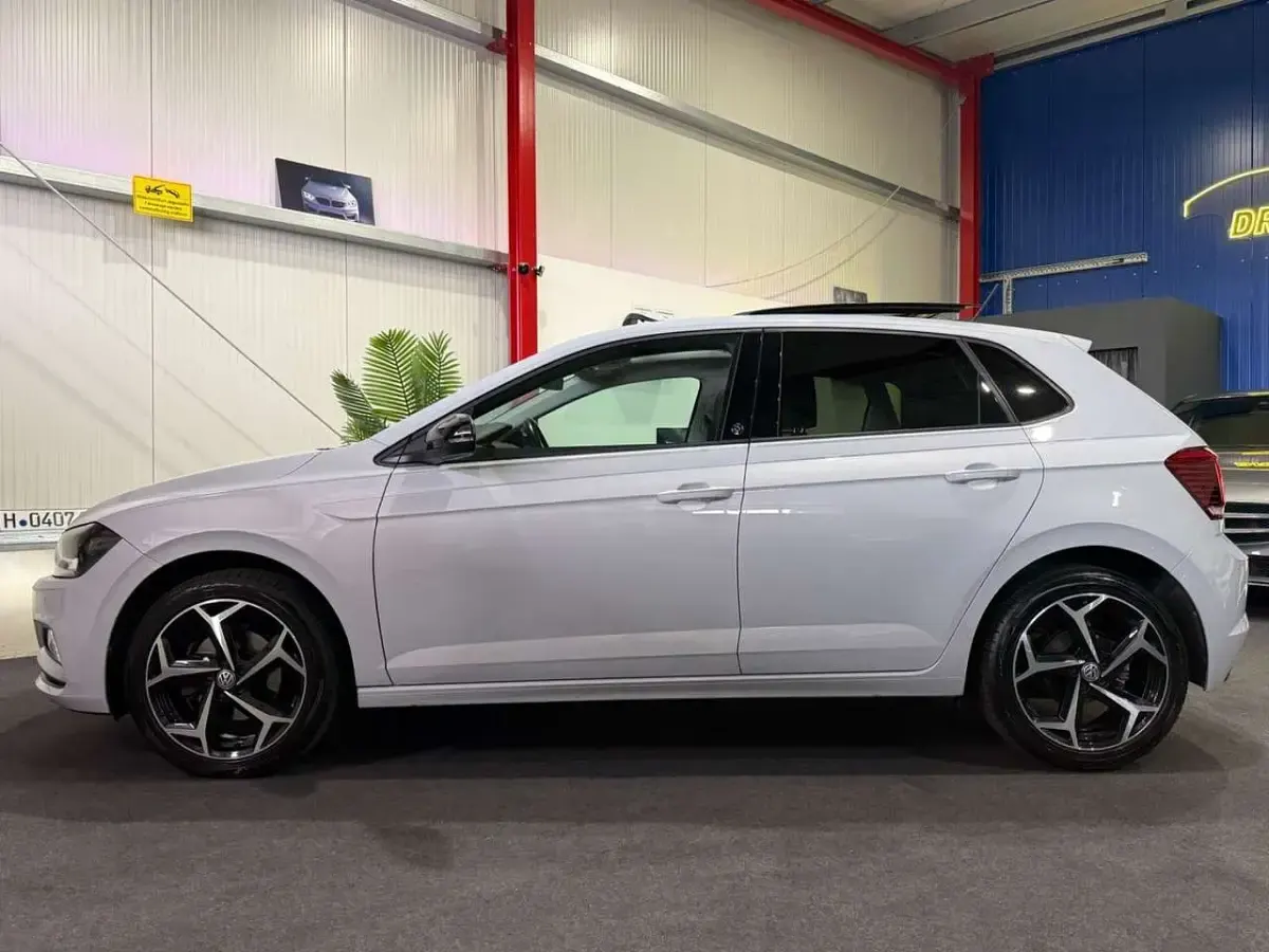 Gebraucht VW Polo Beats 116 PS (85 kW) 2018 White silver Kleinwagen