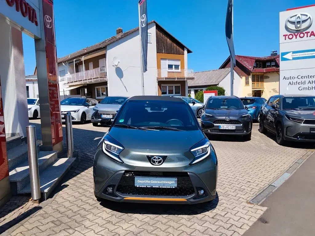 Gebraucht Toyota Aygo X Limited 72 PS (52 kW) 2022 Grün SUV