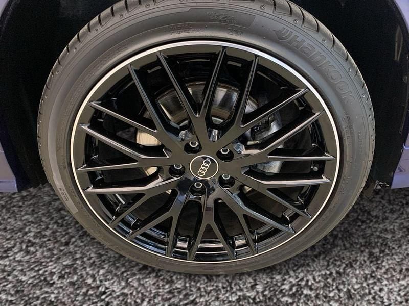 Gebraucht Audi Q2 S-Line 190 PS (139 kW) 2025 Navarrablau metallic SUV