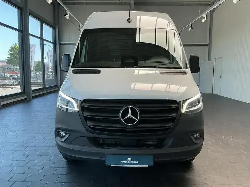 Gebraucht Mercedes Sprinter 170 PS (125 kW) 2024 Weiß (arktikweiss) Van