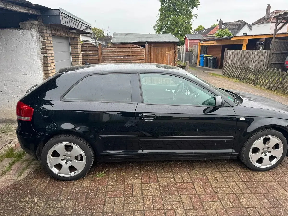 Gebraucht Audi A3 102 PS (75 kW) 2006 Schwarz Kleinwagen