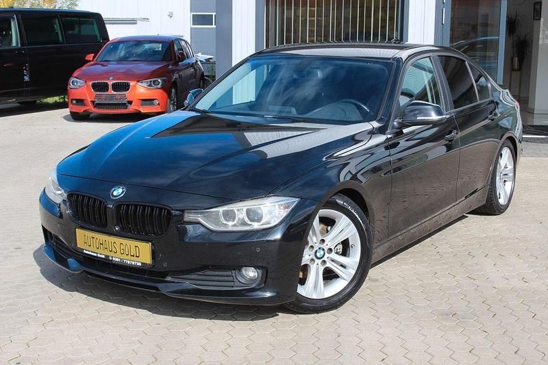 Schwarz Gebraucht 2012 BMW 320 Comfort Edition Limousine | 8.990 € (Fairer Preis) - Bild 1/4