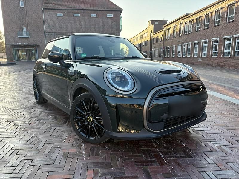 Gebraucht Mini Cooper SE Resolute Edition 135 kW (184 PS) 2023 Kleinwagen