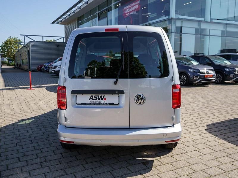 Second-hand VW Caddy Basis 131 CP (96 kW) 2020 Argintiu Monovolum