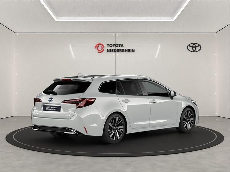 Neu Toyota Corolla 178 PS (130 kW) 2025 Grau Kombi