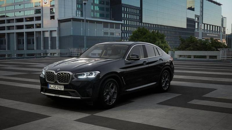Black sapphire metallic Gebraucht 2022 BMW X4 Sport Line SUV | 44.585 € (Superpreis) - Bild 1/3