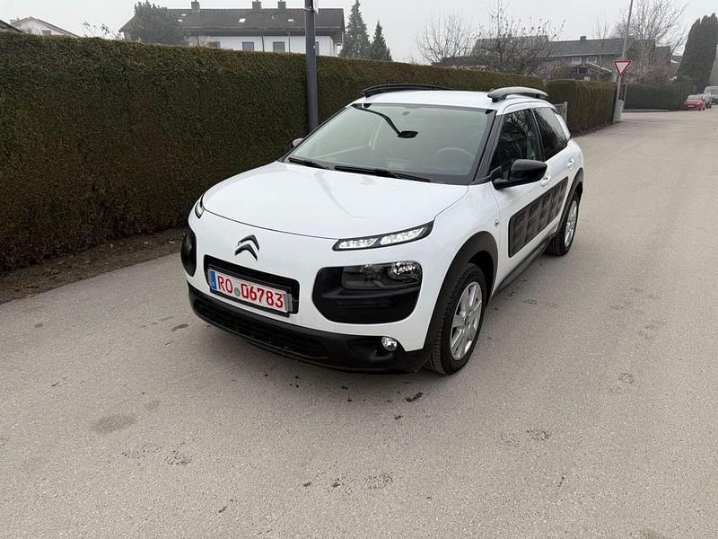 Gebraucht Citroën C4 Cactus Feel 82 PS (60 kW) 2018 Weiß Kleinwagen