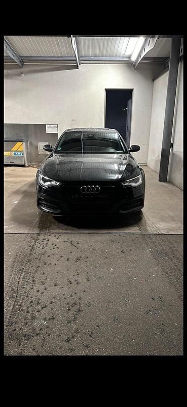 Second-hand Audi A6 313 CP (230 kW) 2012 Negru Berlinǎ