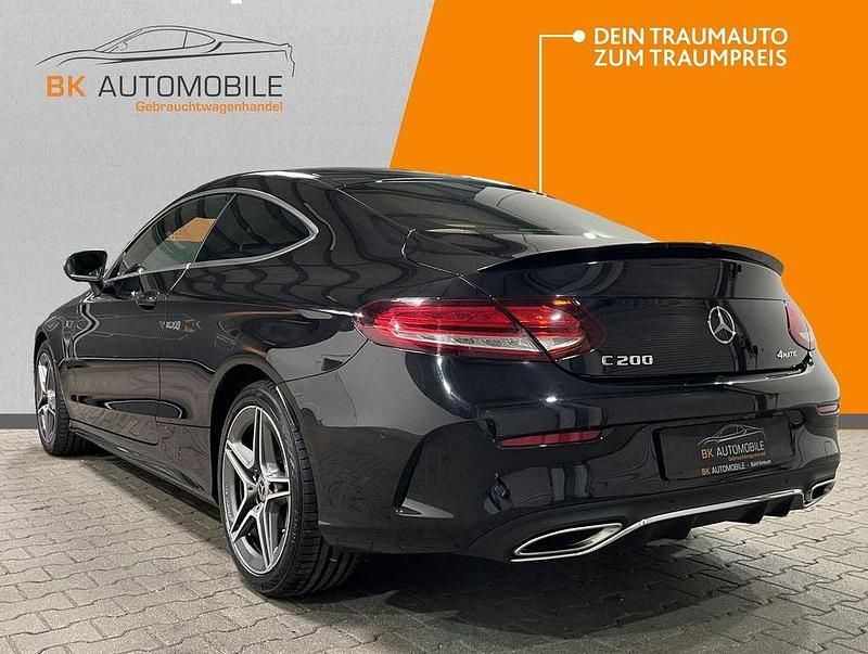 Gebraucht Mercedes C200 AMG 184 PS (135 kW) 2018 Schwarz Coupé