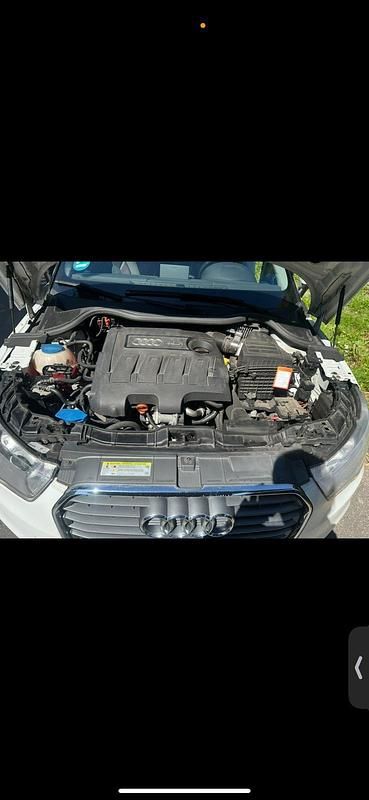 Usata Audi A1 95 CV (69 kW) 2012 Bianco Utilitaria